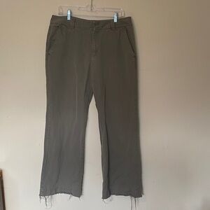 Vintage Frayed Hem Straight-Leg Pants — Olive Green